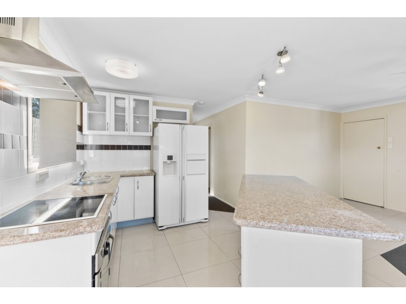 10 Pearen Street, Clontarf QLD 4019