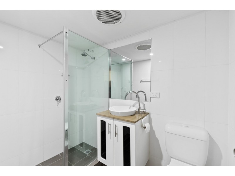 10 Pearen Street, Clontarf QLD 4019