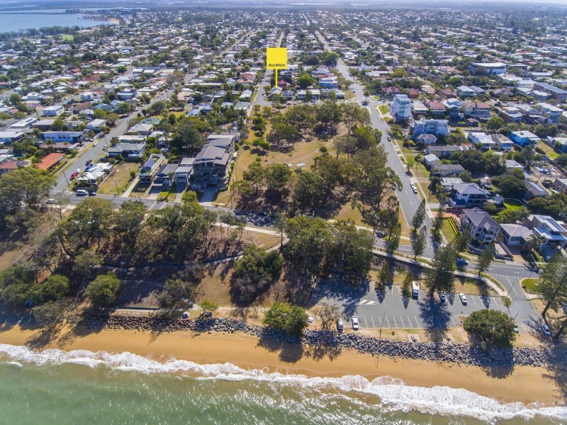 15 Ernest Street, Woody Point QLD 4019