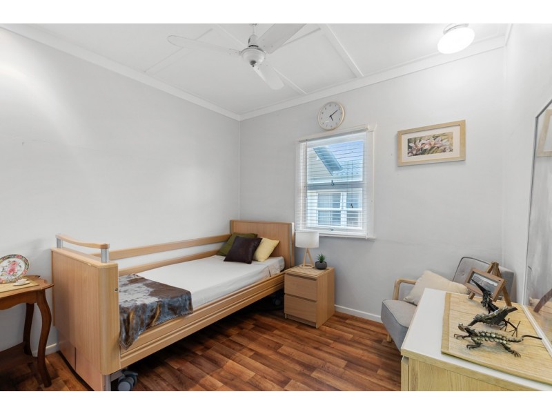 15 Ernest Street, Woody Point QLD 4019