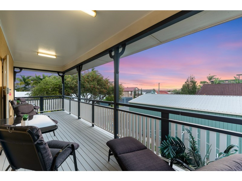 15 Ernest Street, Woody Point QLD 4019