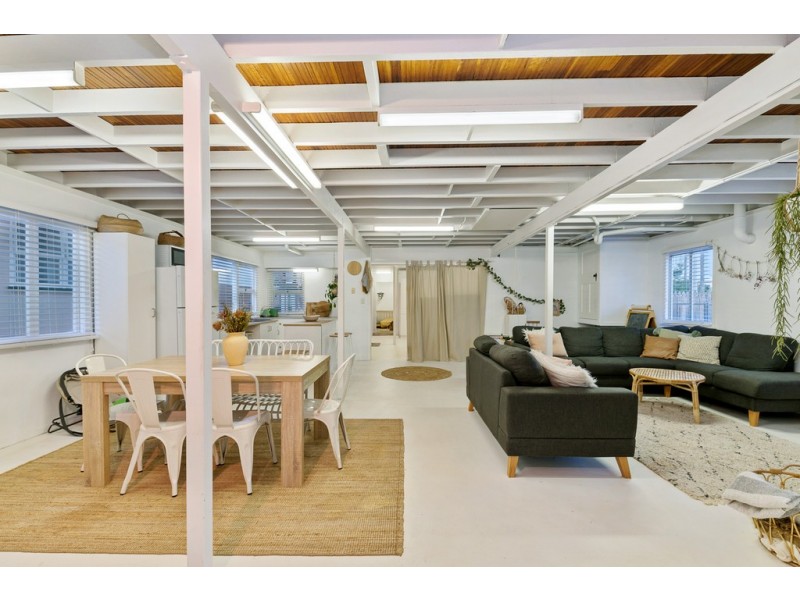 15 Ernest Street, Woody Point QLD 4019