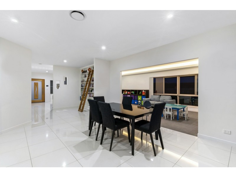 14 Abercrombie Street, Mango Hill QLD 4509