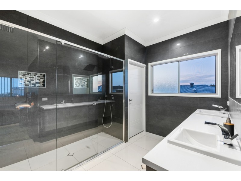 14 Abercrombie Street, Mango Hill QLD 4509
