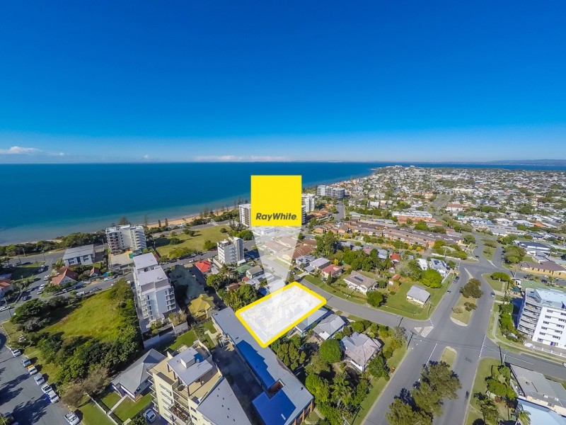 11/12 Louis Street, Redcliffe QLD 4020
