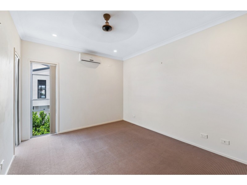 43a Higgs Street, Rothwell QLD 4022