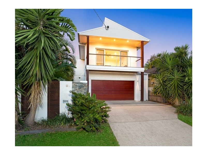 8a Donald Street, Woody Point QLD 4019