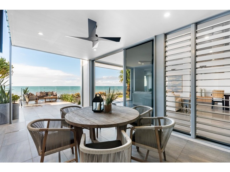 13 Flinders Parade, Scarborough QLD 4020