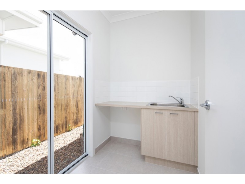 9 Sunrise Street, Newport QLD 4020