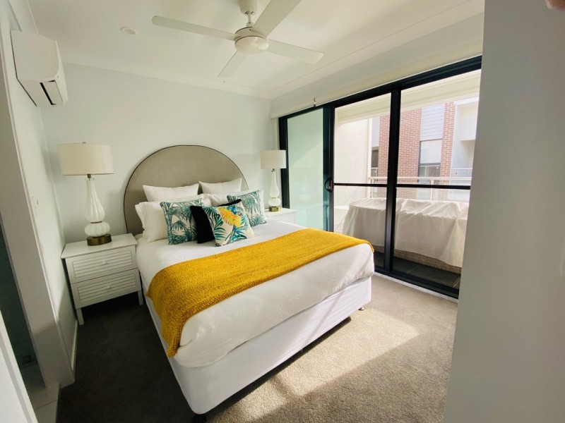 2/15 Bramble Street, Woody Point QLD 4019