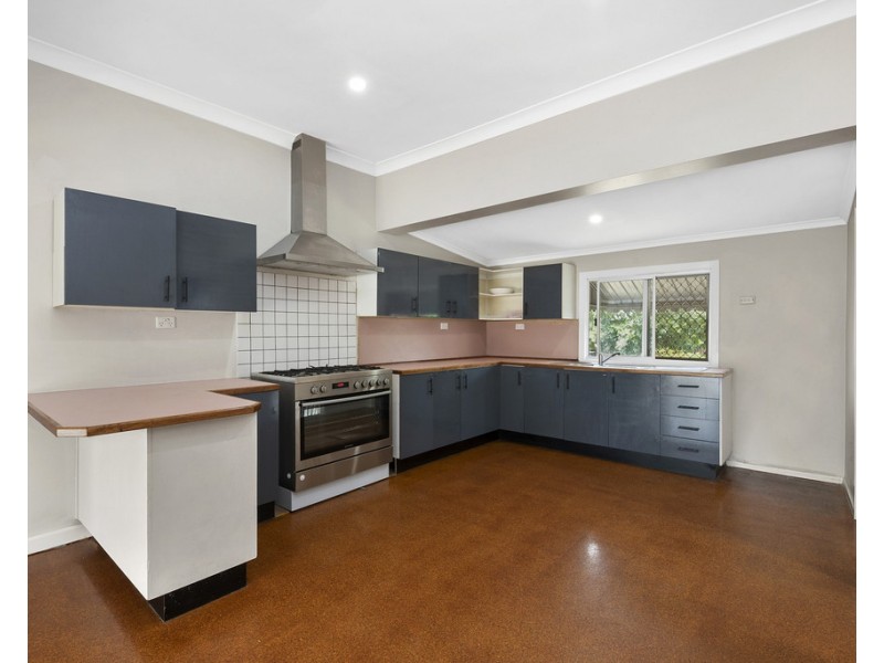 17 Laura Street, Clontarf QLD 4019