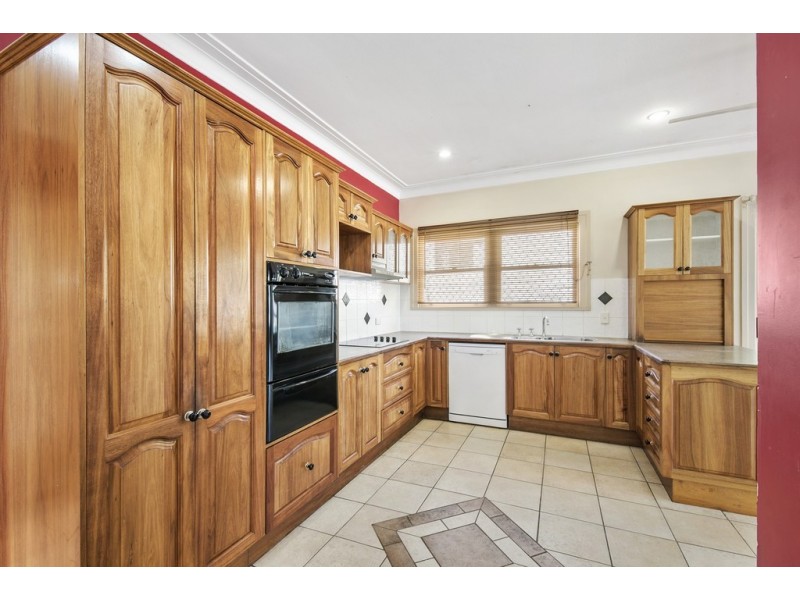 24 Alfred Street, Woody Point QLD 4019