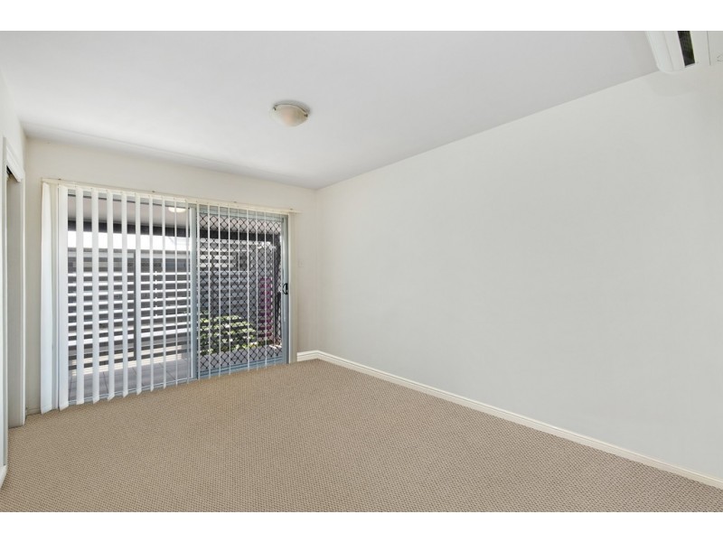 5/15 Caroline Street, Woody Point QLD 4019