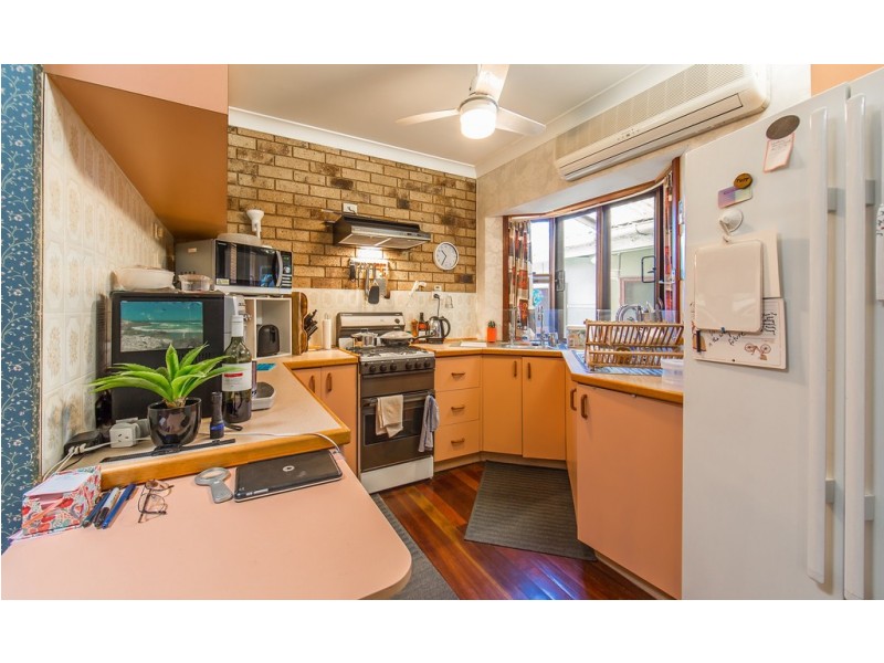 2/13 Belvedere Street, Clontarf QLD 4019