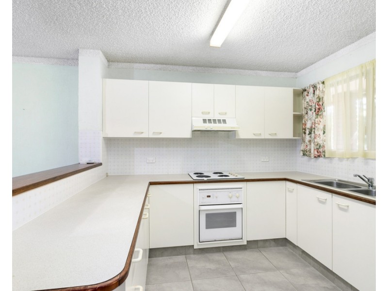 2/5 View Street, Woody Point QLD 4019