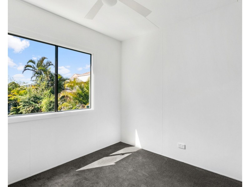 15a Murphy Street, Scarborough QLD 4020