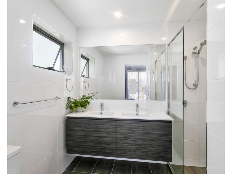 303/29 Caroline Street, Woody Point QLD 4019