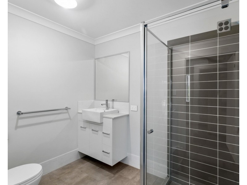 3A Bailey Street, Woody Point QLD 4019