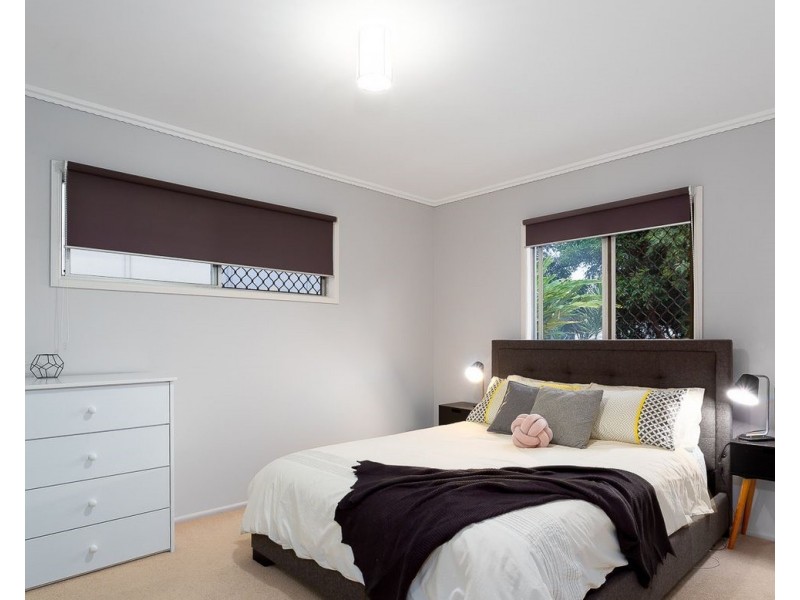 1E Westbrook Street, Woody Point QLD 4019