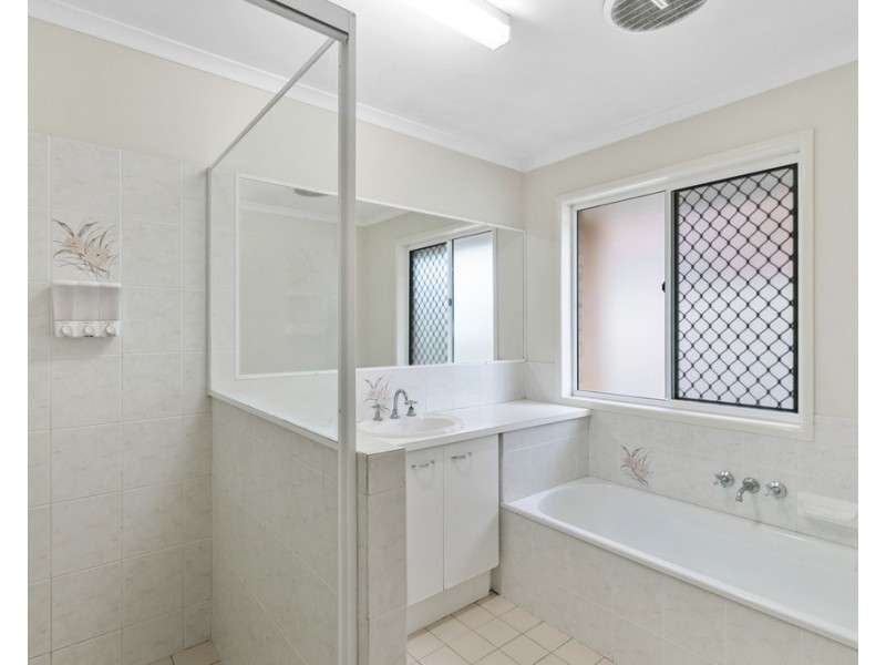 24 Morris Road, Kippa-ring QLD 4021