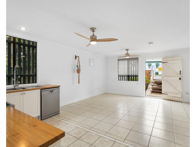 64 Oxley Avenue, Woody Point QLD 4019