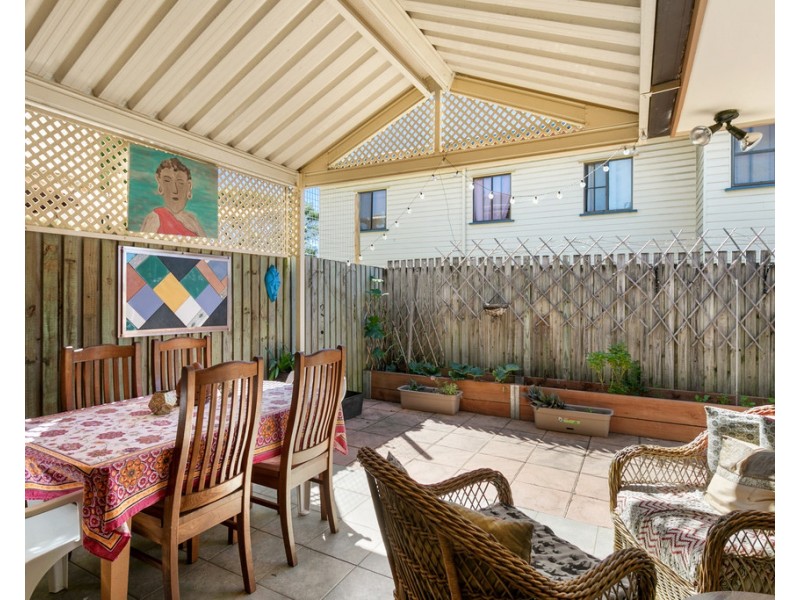 1/70 Georgina Street, Woody Point QLD 4019