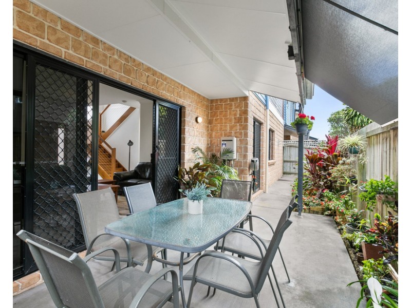 2/34 Georgina Street, Woody Point QLD 4019