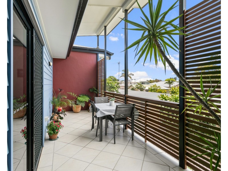 2/34 Georgina Street, Woody Point QLD 4019
