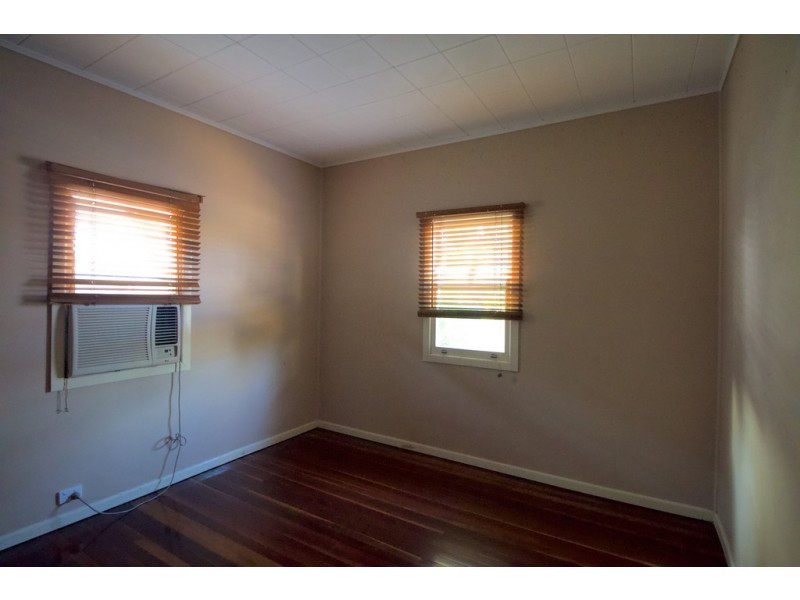 29 Westbrook Street, Woody Point QLD 4019