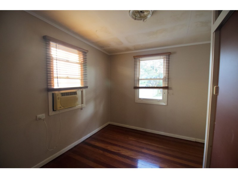 29 Westbrook Street, Woody Point QLD 4019