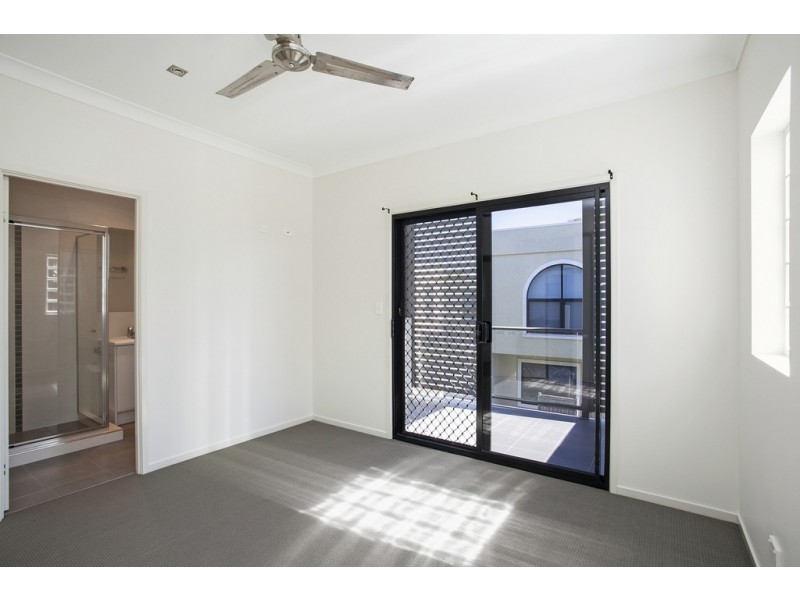 6/12 Georgina Street, Woody Point QLD 4019