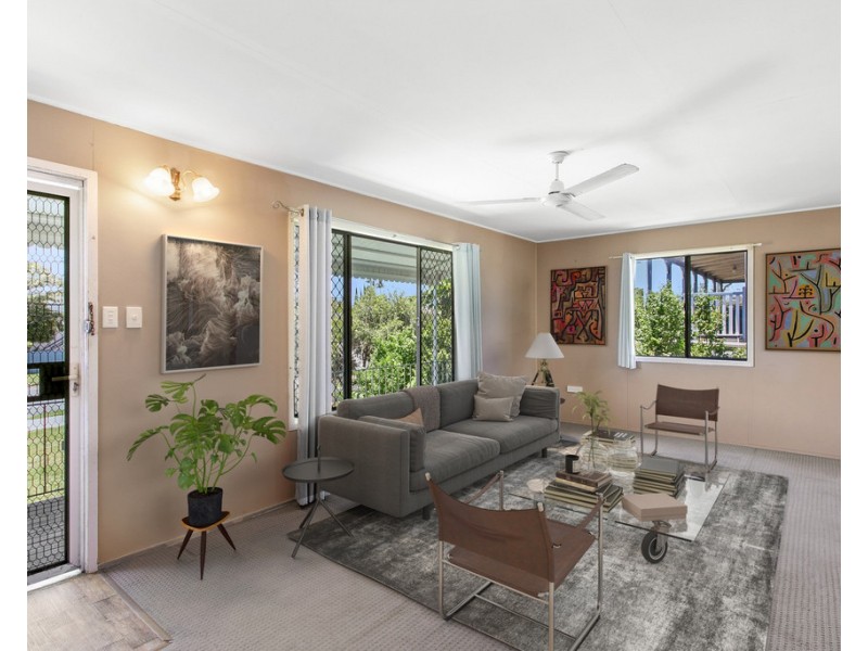 19 Bell Street, Woody Point QLD 4019