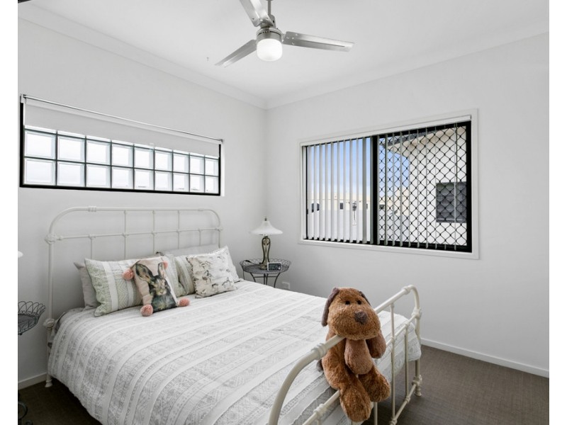 7/12-14 Georgina Street, Woody Point QLD 4019