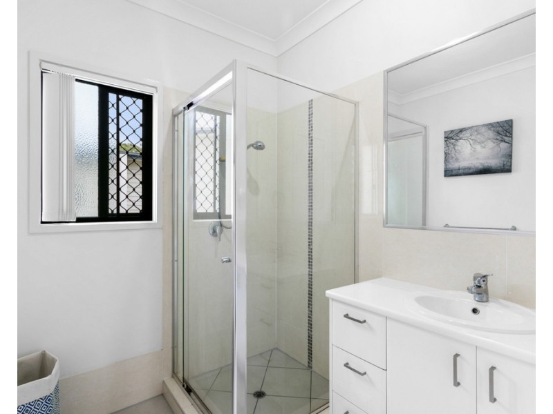 7/12-14 Georgina Street, Woody Point QLD 4019