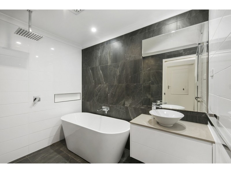 84 Centaur Street, Kippa-ring QLD 4021