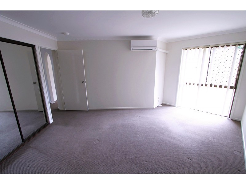 4/27 Caroline Street, Woody Point QLD 4019