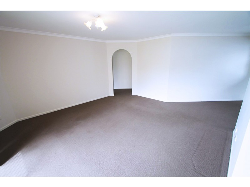 4/27 Caroline Street, Woody Point QLD 4019