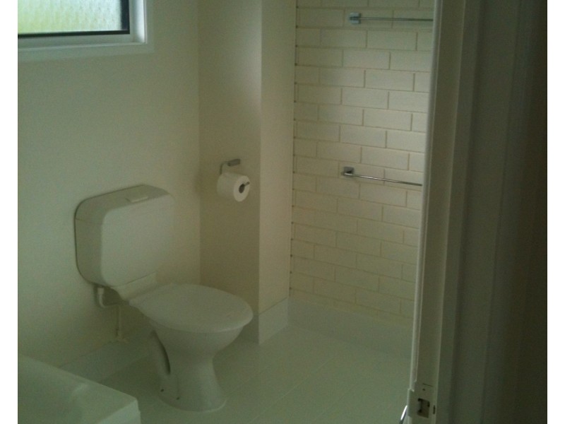 4/25 Annie Street, Woody Point QLD 4019