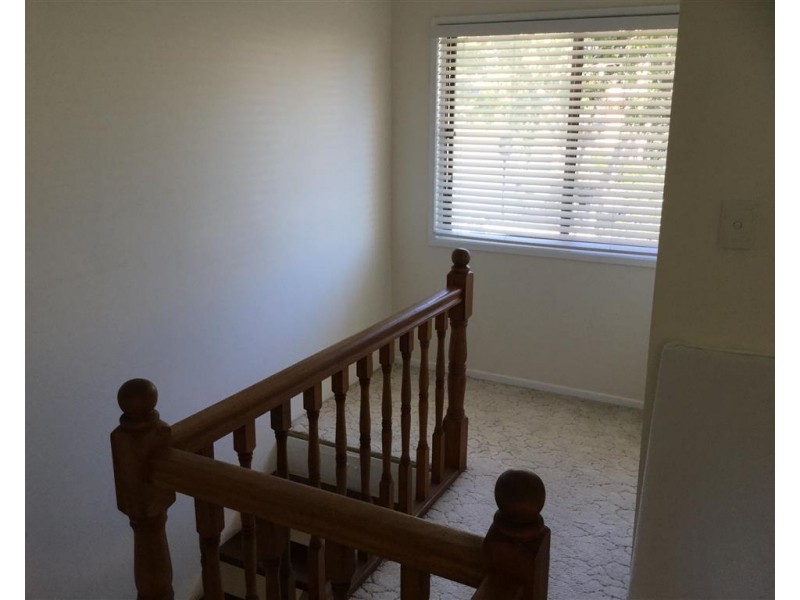 4/25 Annie Street, Woody Point QLD 4019