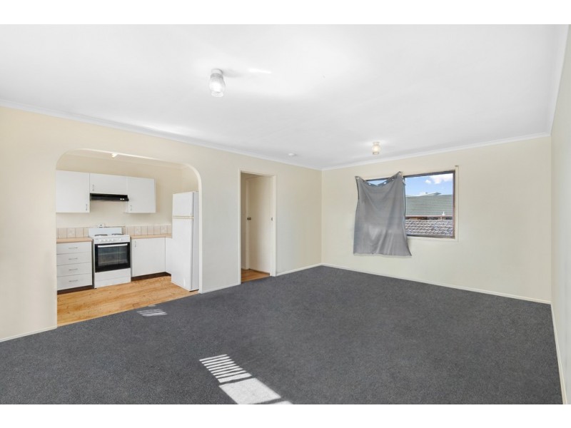 2/100 Oxley Avenue, Woody Point QLD 4019