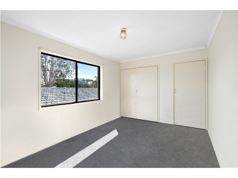 2/100 Oxley Avenue, Woody Point QLD 4019