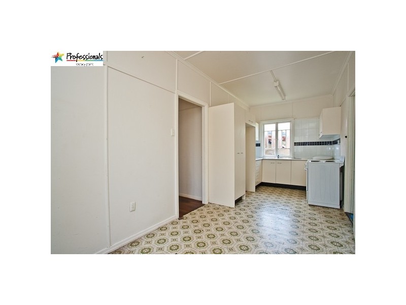 71 King Street, Woody Point QLD 4019