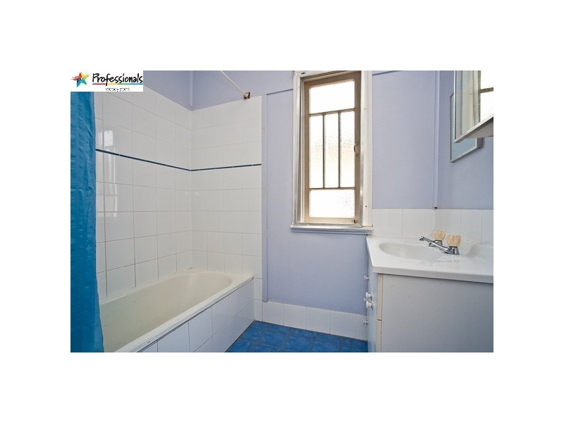 71 King Street, Woody Point QLD 4019