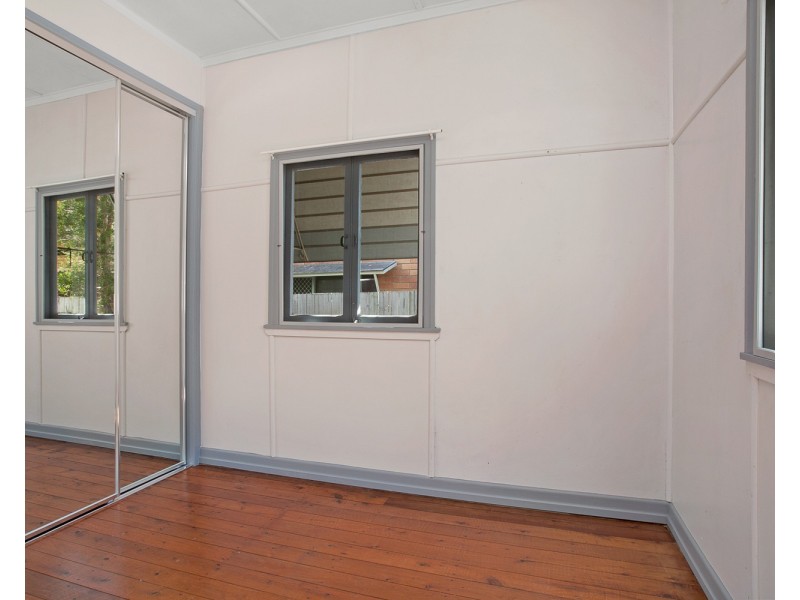 44 Bailey Street, Woody Point QLD 4019