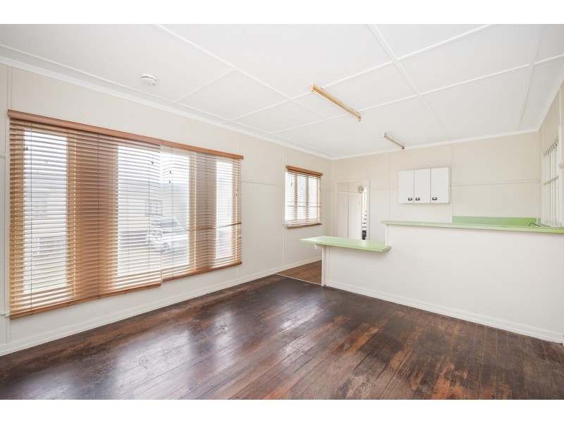 4/32 Hornibrook Esplanade, Clontarf QLD 4019