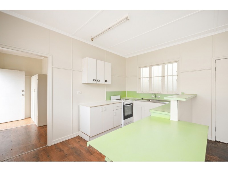 4/32 Hornibrook Esplanade, Clontarf QLD 4019