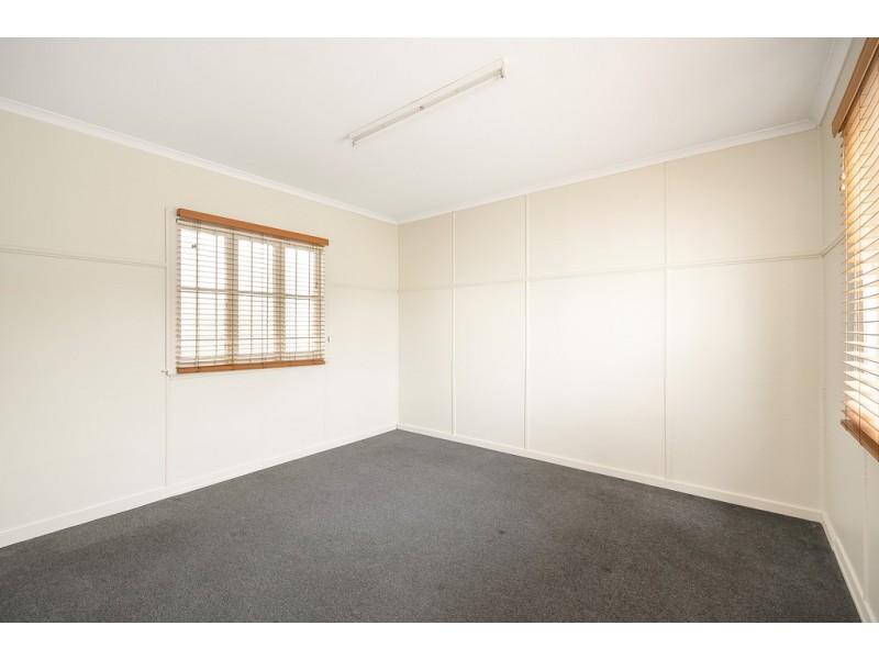 4/32 Hornibrook Esplanade, Clontarf QLD 4019