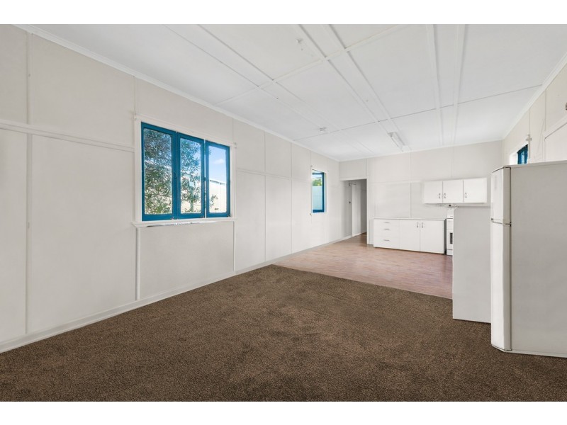 2/32 Hornibrook Esplanade, Clontarf QLD 4019