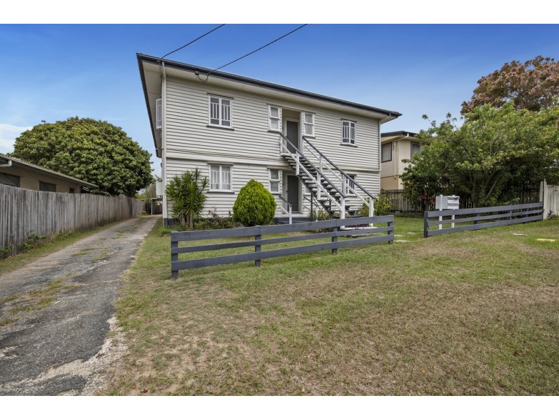 1/4 Vernon Street, Clontarf QLD 4019