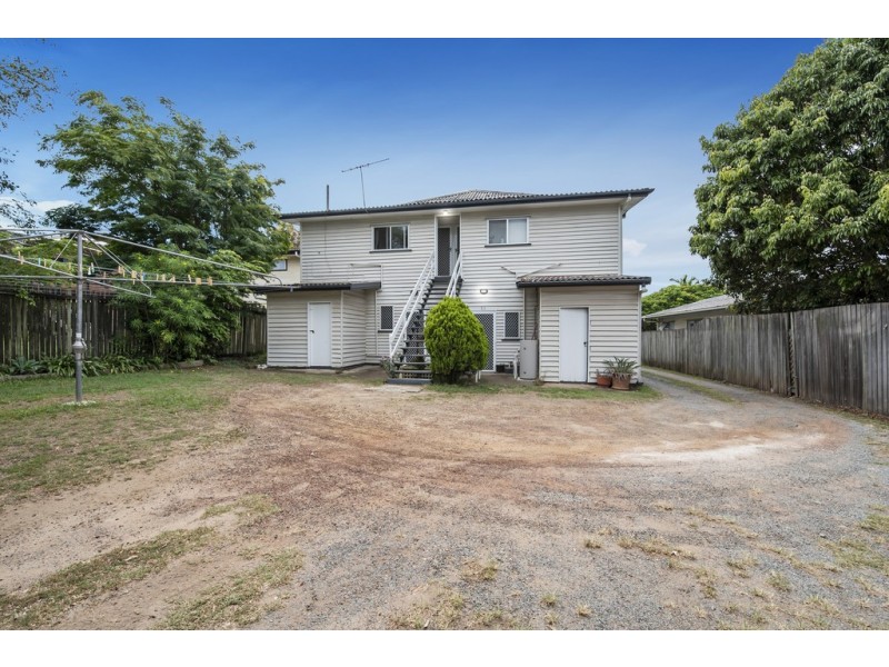 1/4 Vernon Street, Clontarf QLD 4019